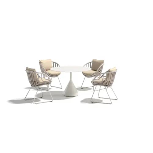 DEDON SATELLITE Round Dining Table | KIDA Armchairs