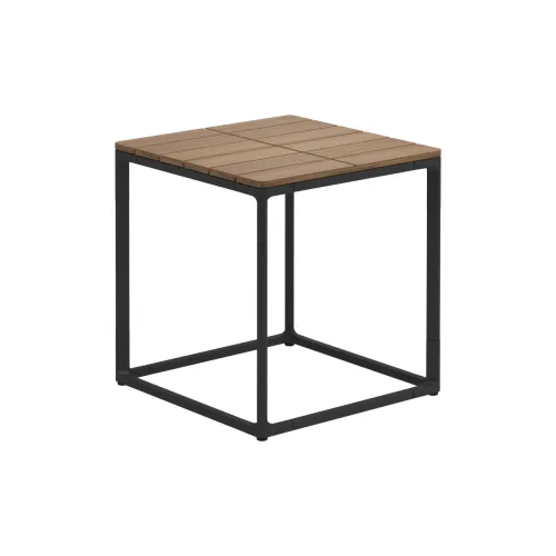 Gloster Maya 18" Square Side Table | Meteor Frame | Teak Top