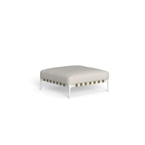 White Beige Cushions | White Frame | Dove Belt