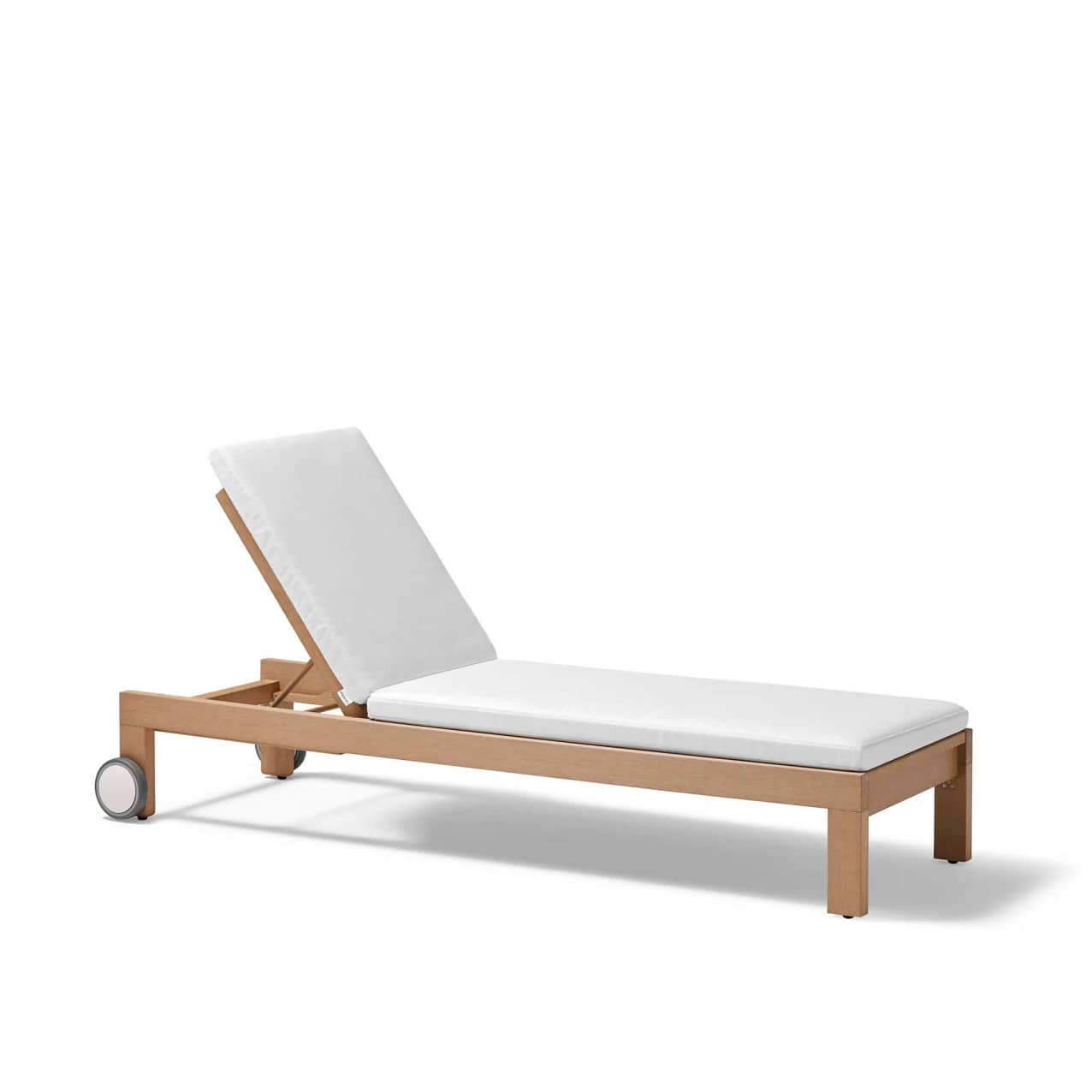 POINT Kahn Chaise Lounge
