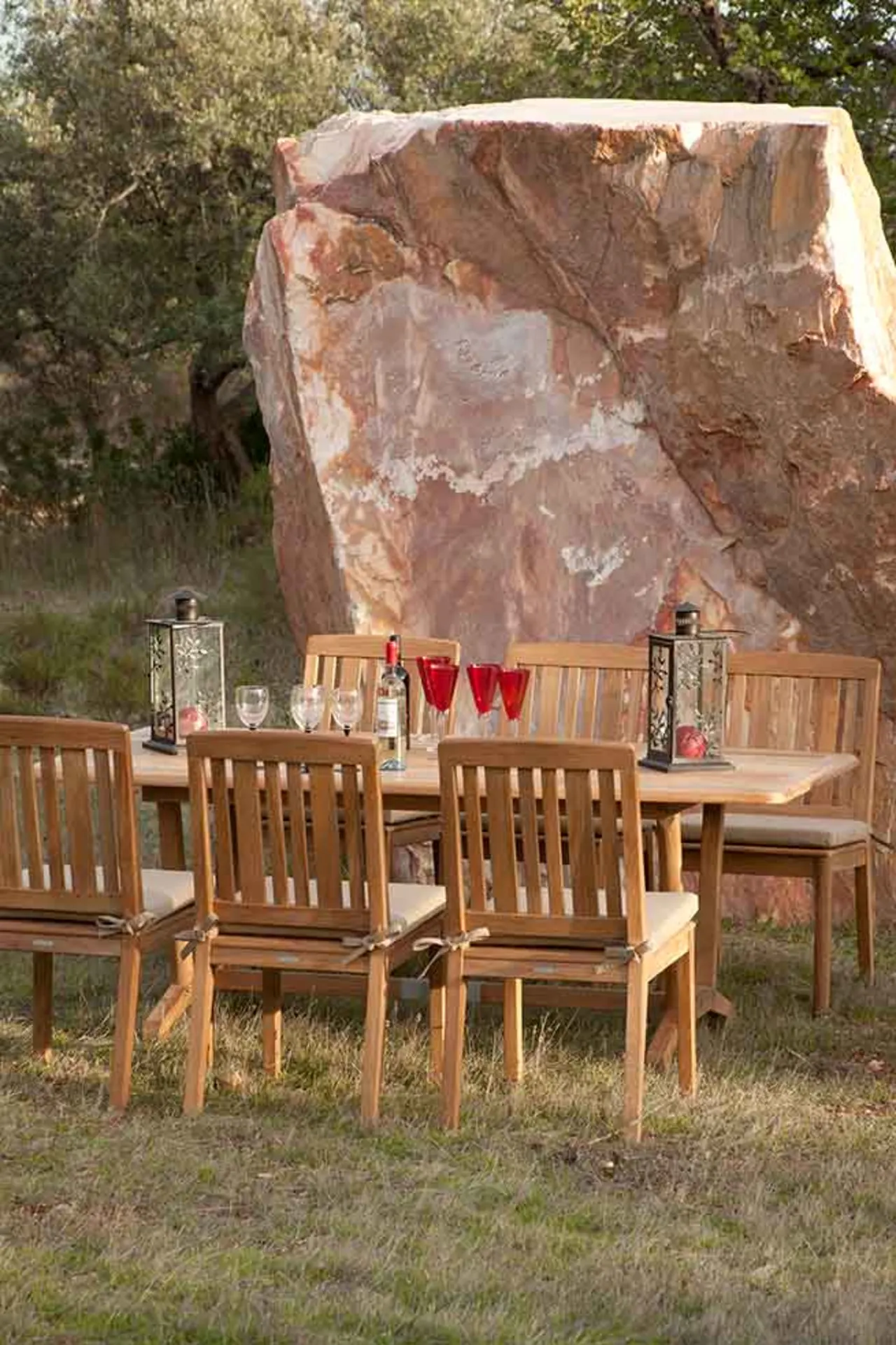 Chesapeake | Dining Side Chair and Dining Table