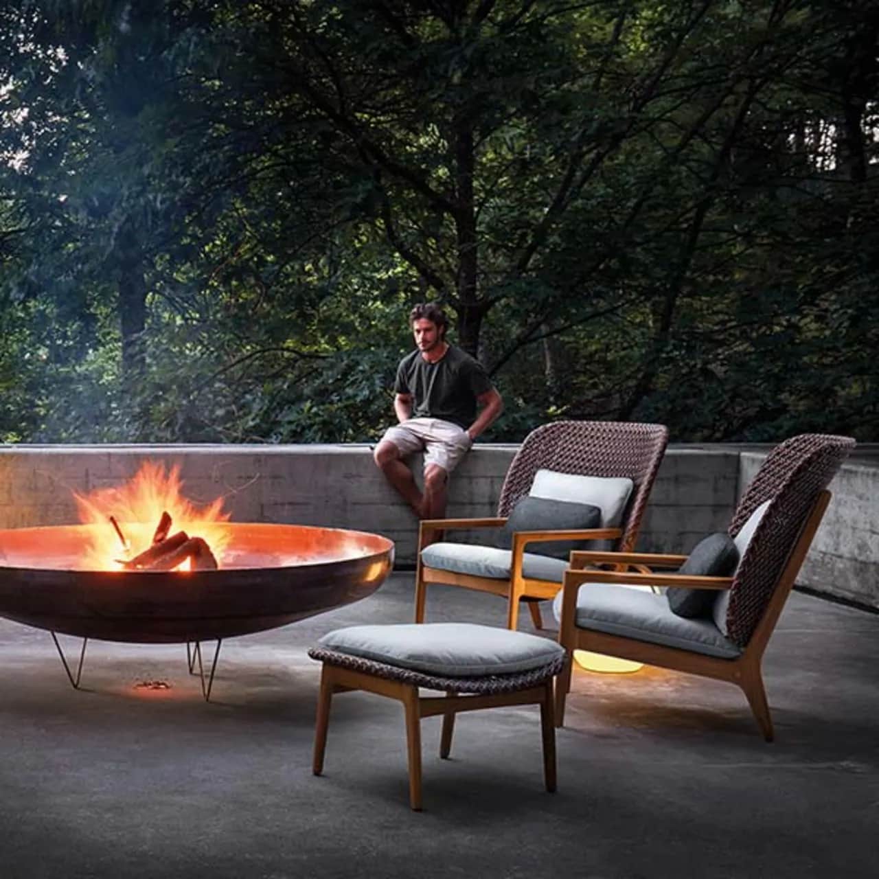 Kay High Back Lounge Chairs & Ottoman