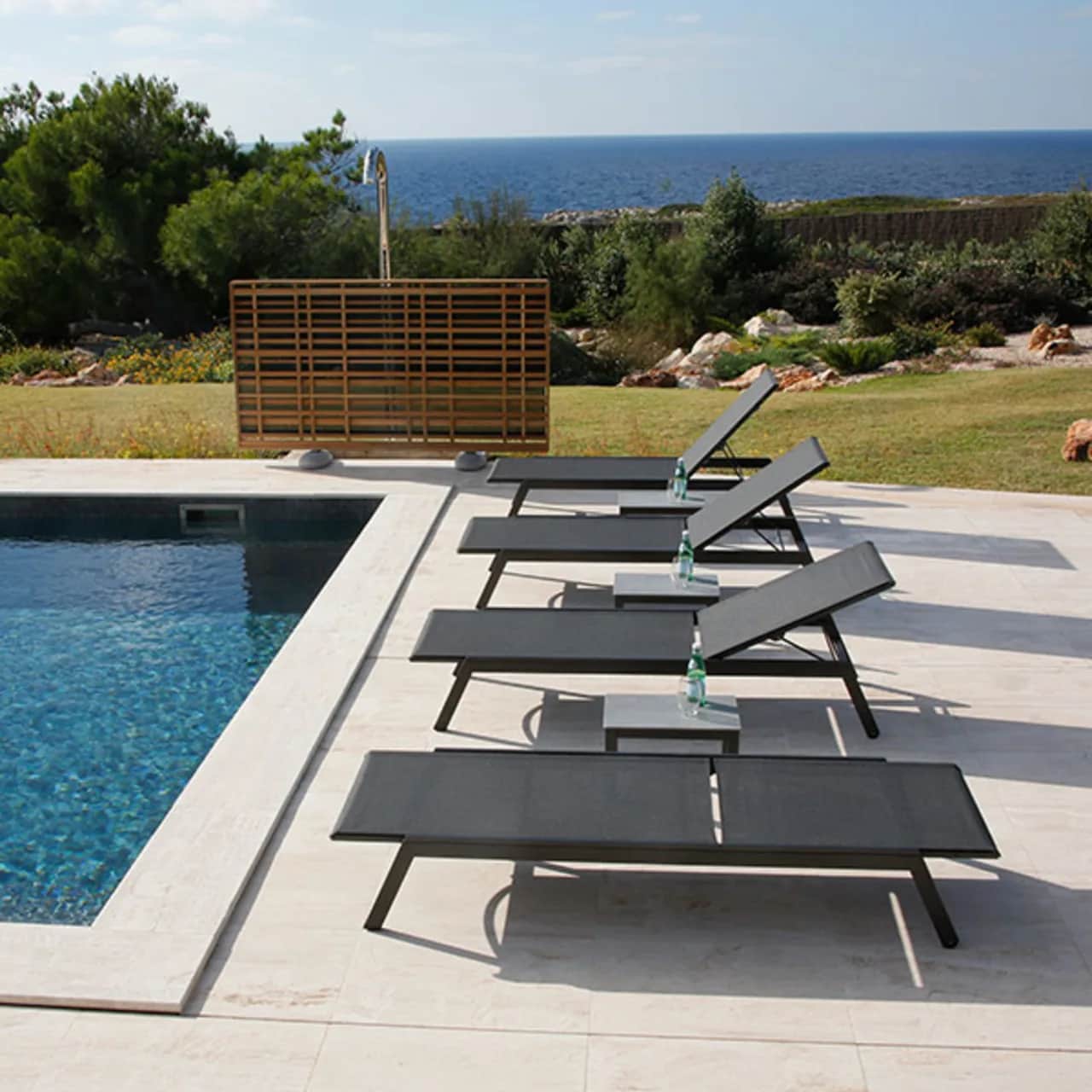 Barlow Tyrie Equinox Lounger