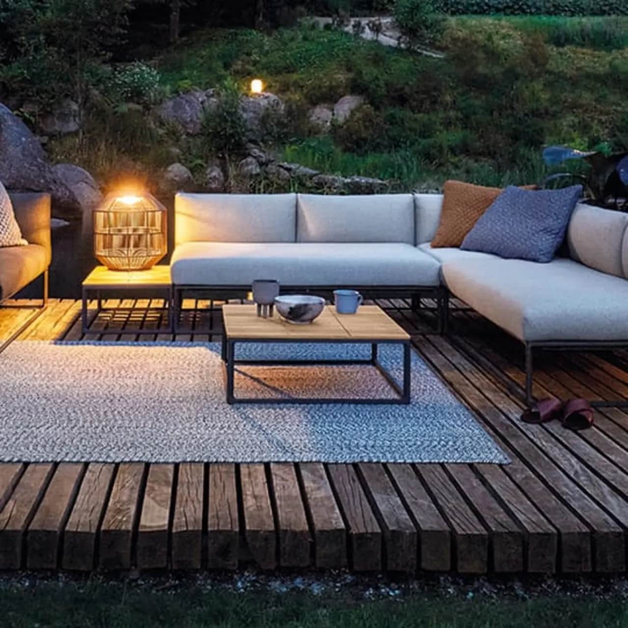 Gloster Maya Modular Lounge Seating | Maya Square Coffee Table & Ambient Nest Outdoor Light