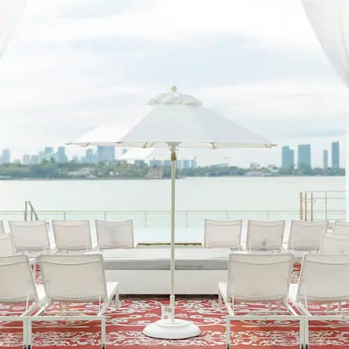 Frankford Monterey 7.5' Octagonal Market Umbrella (Pulley Lift) | White Canvas Fabric