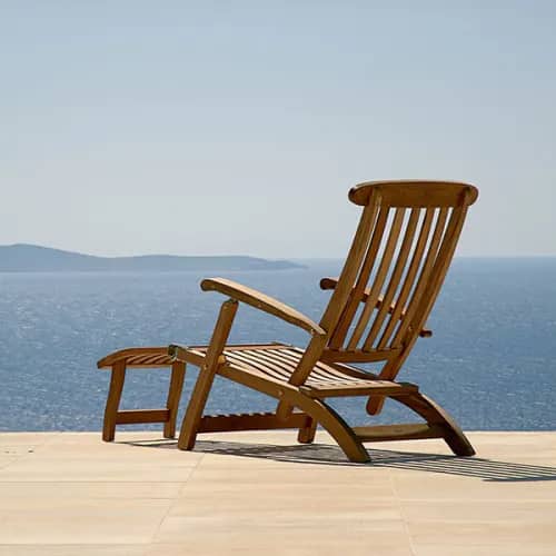 Barlow Tyrie Commodore Teak Steamer Chair