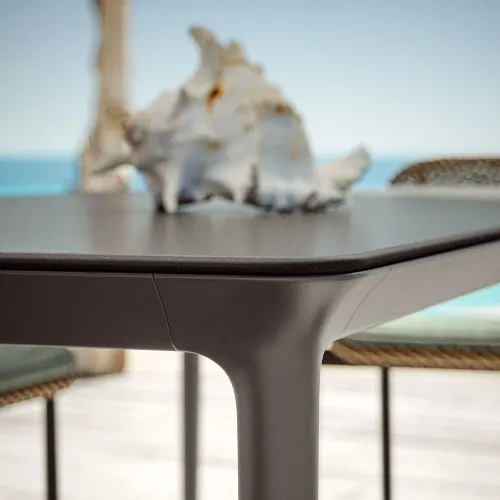 BELLMONDE Dining Table