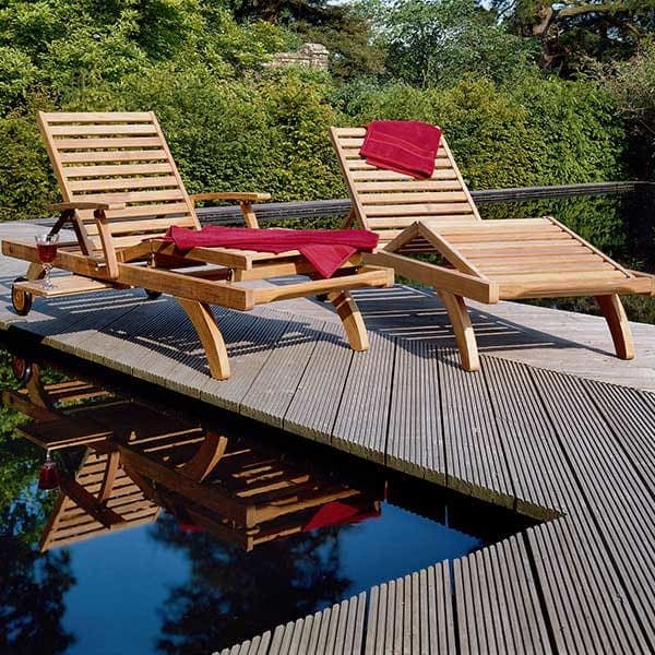 Barlow Tyrie Capri Ultra Loungers