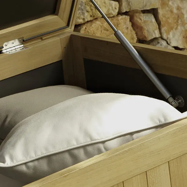 Gloster Standards Cushion Storage Chest | Teak Frame