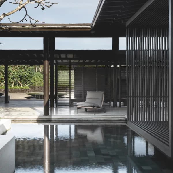 Gloster Zenith Lounge Chair