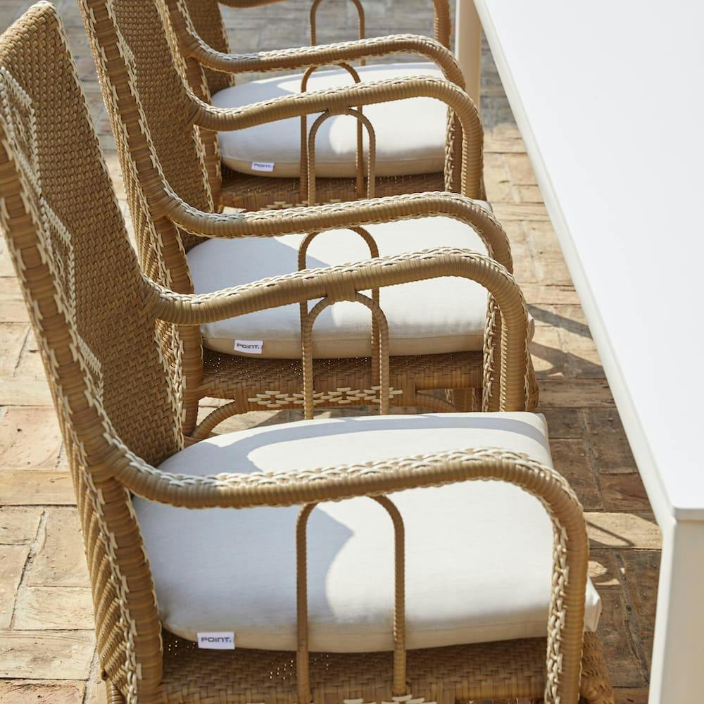 Shintotex® Synthetic Outdoor Fiber | White Cushion