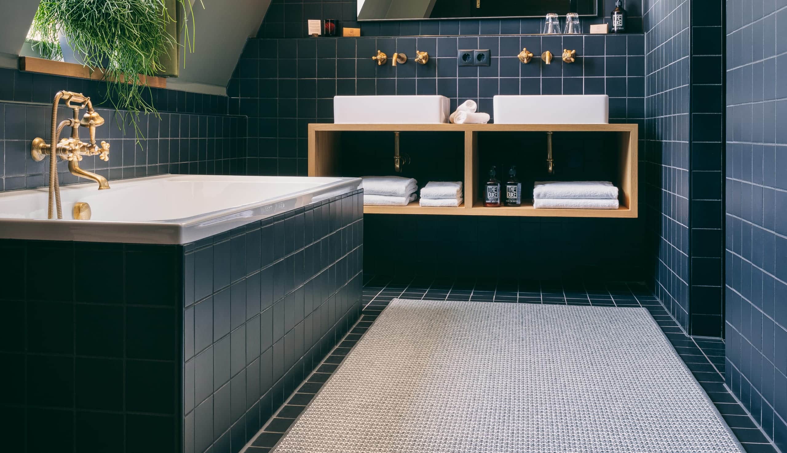 Flashback Seal wool runner in sophisticated bathroom