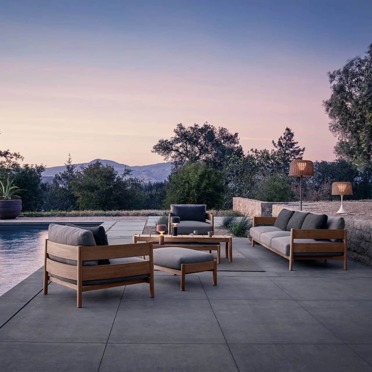 Gloster Haven Lounge Set Teak | Essential Granite Cushion Fabric