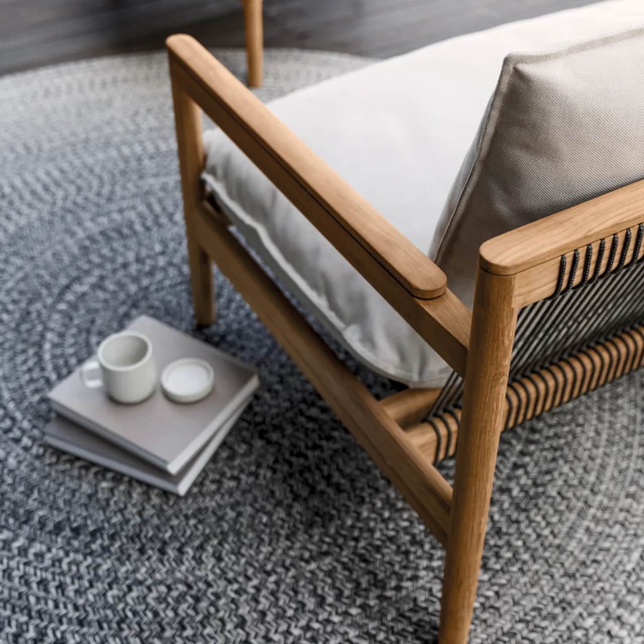 Gloster Saranac 2-Seater Sofa