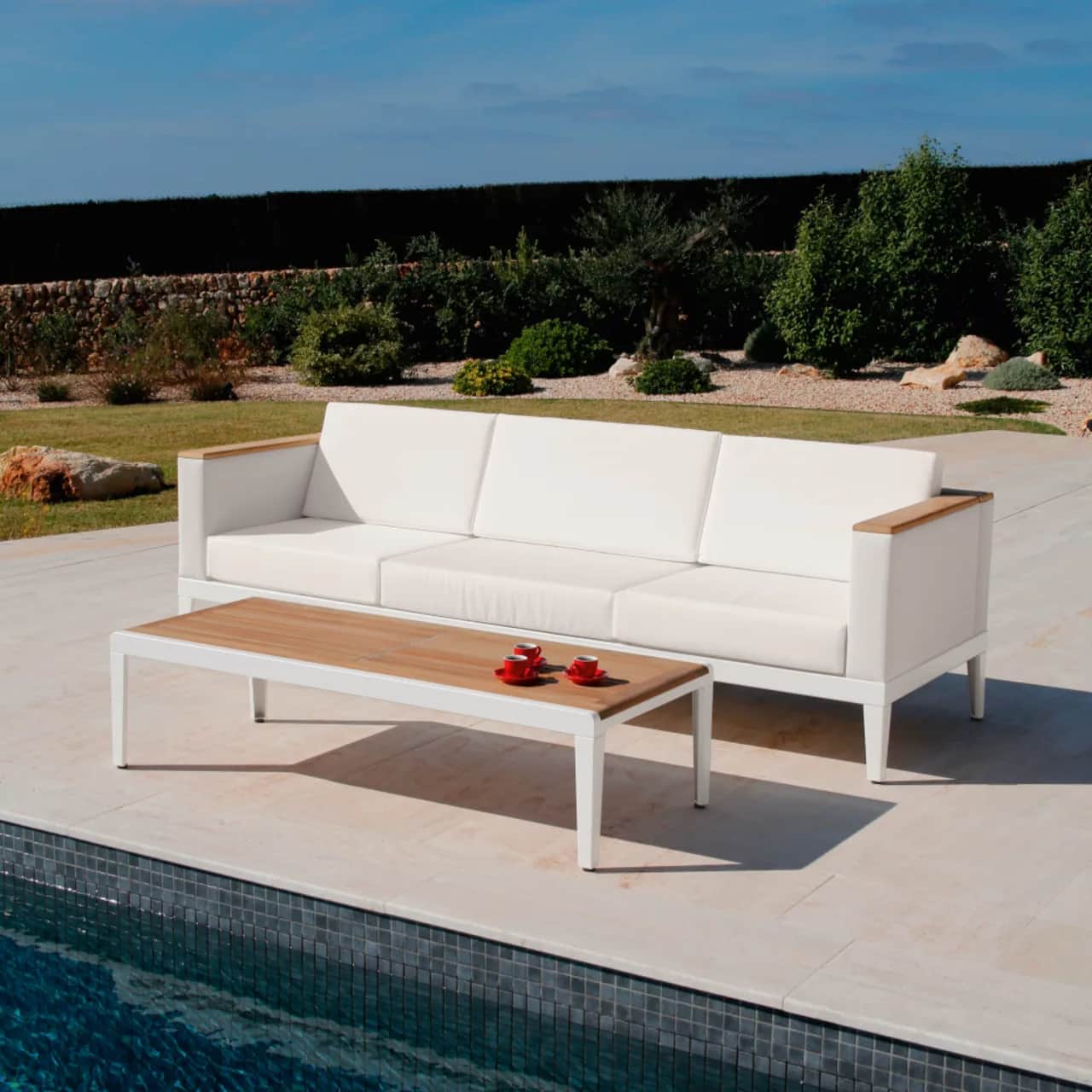 Barlow Tyrie Aura Deep Seating 3-Seater Sofa with 63" Coffee Table (Arctic White)