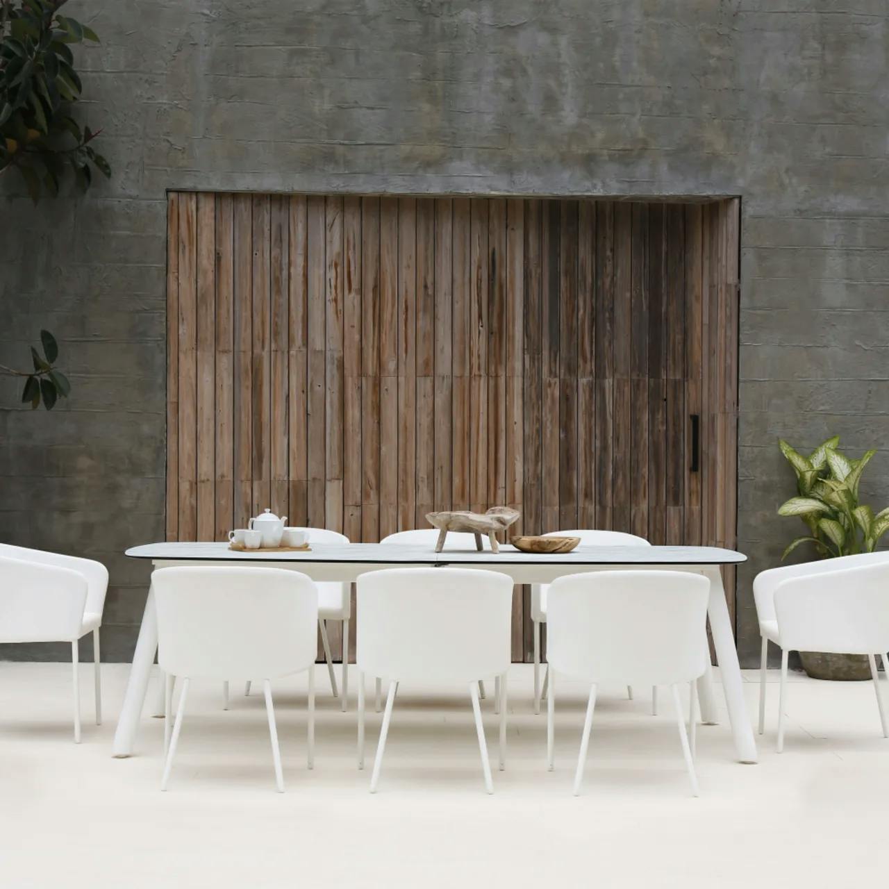 MAMAGREEN Zupy Dining Chairs and Extension Dining Table
