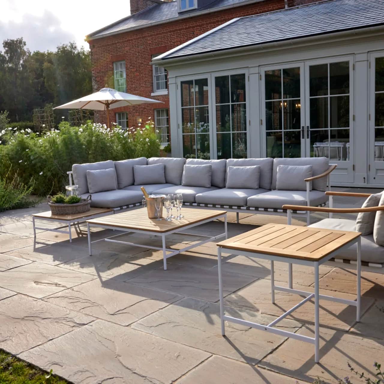 Barlow Tyrie Around Deep Seating Collection