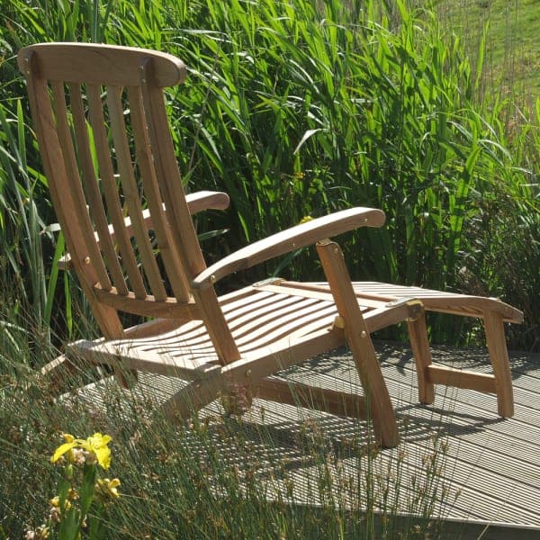 Barlow Tyrie Commodore Teak Steamer Chair
