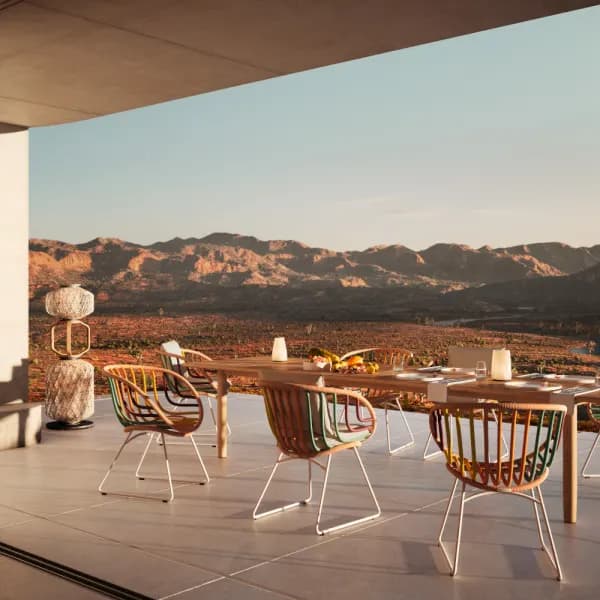 DEDON TIBBO Dining Table | KIDA Armchairs | OMBII LED Lamps | THE OTHERS Lantern