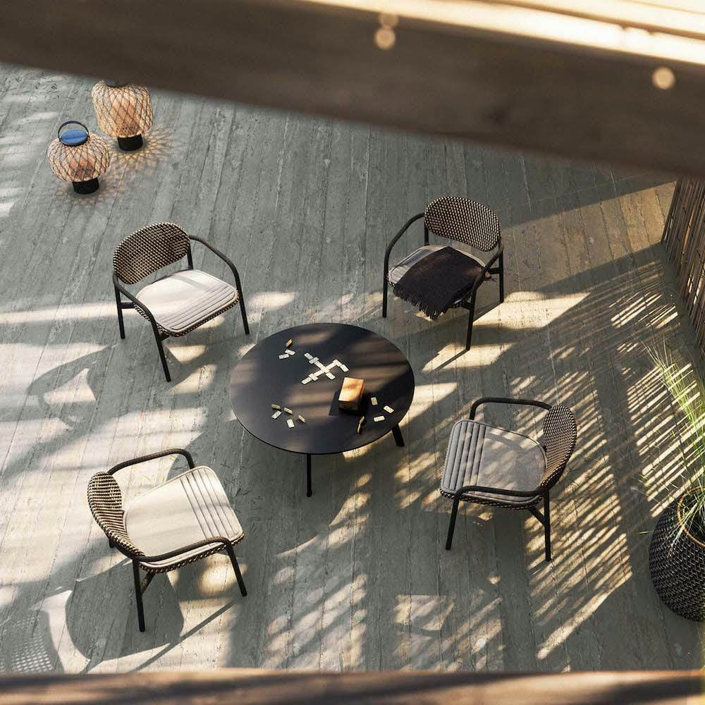 SEAX Coffee Table | ROII Lounge Chairs