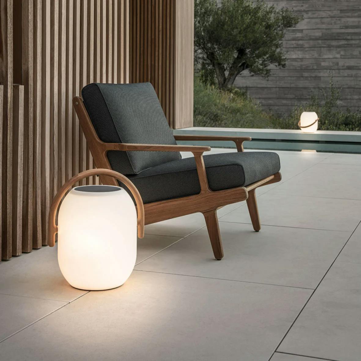 Gloster Bay Lounge Chair | Ambient Cocoon Outdoor Light