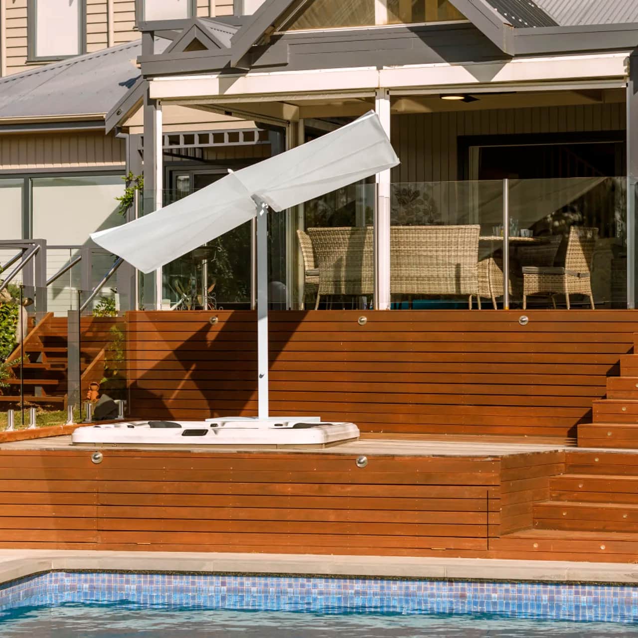 Umbrosa Nano UX Cantilever Umbrella | Architecture