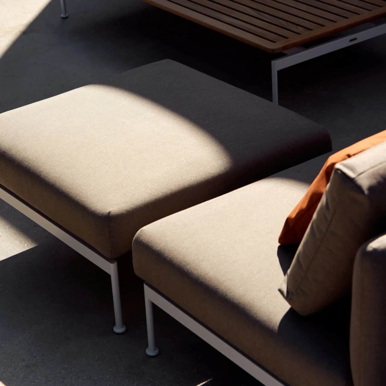 Barlow Tyrie Layout Single Seat with Layout Ottoman