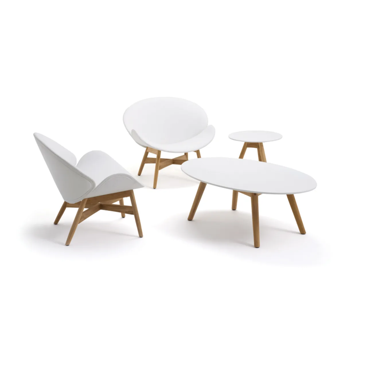 Gloster Dansk Lounge Chair, 47" Coffee Tale and 20" Side Table