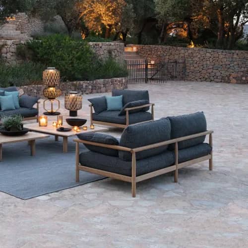 DEDON TIBBO Lounge Seating | THE OTHERS Lanterns