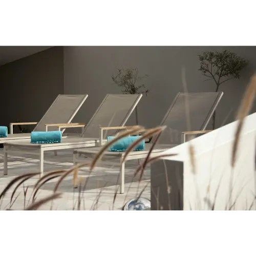 Barlow Tyrie Aura Sun Lounger