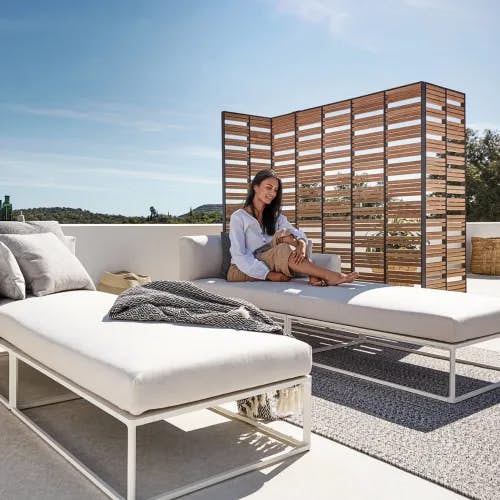 Gloster Maya Daybeds | Small L Shape & Large L Shape Screens