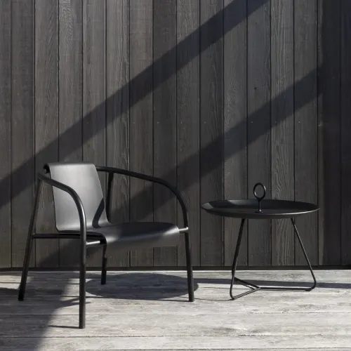 Houe Nami Lounge Chair | Eyelet 28" Tray Table