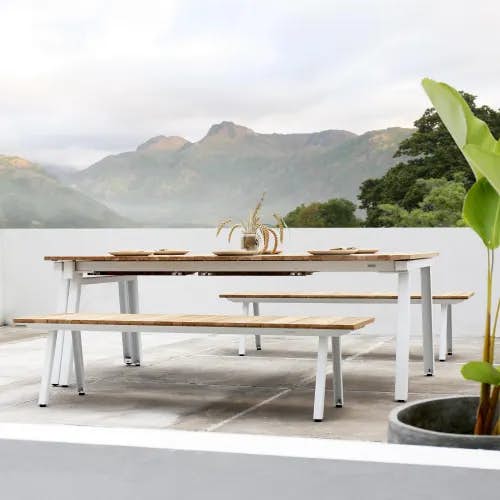 MAMAGREEN Maxximus Extension Dining Table and Dining Benches