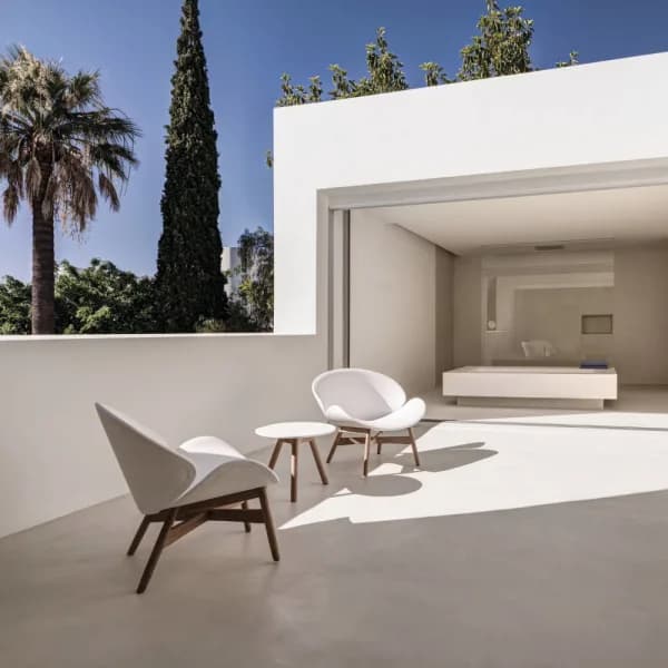 Gloster Dansk Lounge Chair | Dansk 20" Side Table