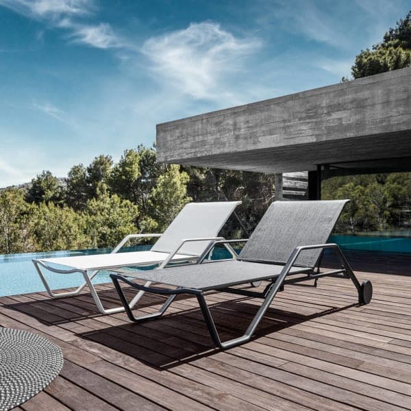 Gloster 180 Stacking Loungers | White & Charcoal Sling