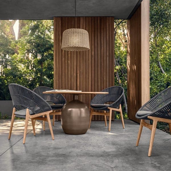 Gloster Kasha 47" Dining Table | Bora Dining Chair | Ambient Large Pendant Mesh Lamp